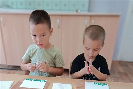Лепка «Цветочная поляна» в  группе «Капитошка»