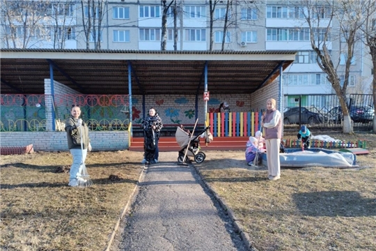  Весенняя уборка на групповом участке