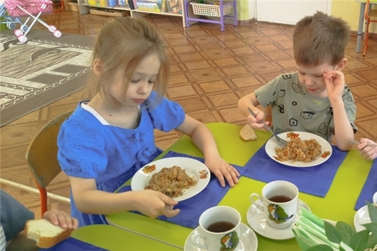 Тушенная капуста  в рационе дошкольника.