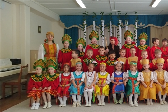 Фольклорный праздник "Русской берёзки"