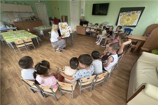 Хохломская роспись — один из самых узнаваемых русских народных промыслов.
