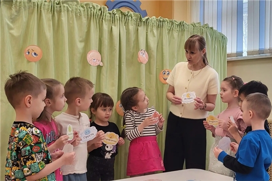 Экскурсия по городу эмоций: как мы учимся понимать себя и управлять чувствами?