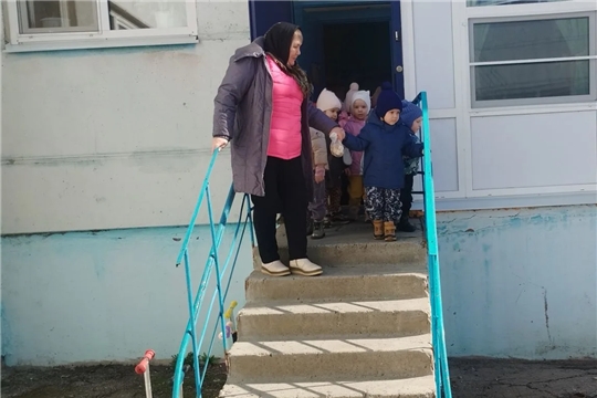 "Безопасное поведение на лестнице"