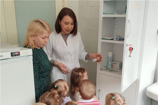 "Запомните, детки: таблетки — не конфетки"