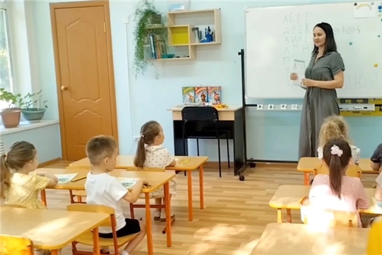 "Итоговое занятие по дополнительной платной образовательной услуге "Логика для дошкольников" в средней группе "Почемучки"