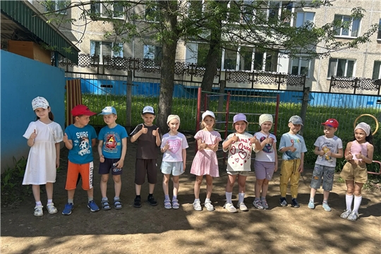 "Безопасность в жару: почему важен головной убор?"