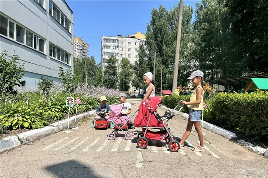 "Эстафета на знание дорожных знаков"