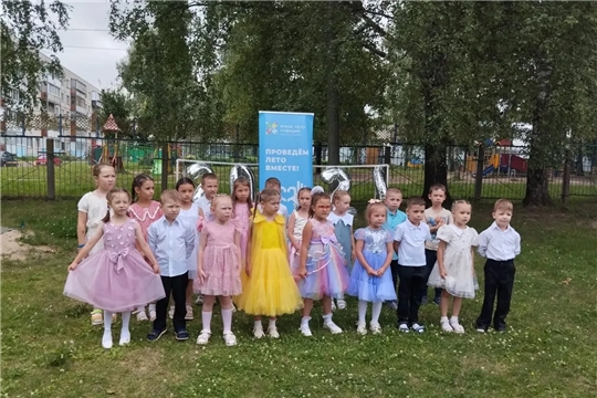 "Концерт в детском саду: творчество и радость"
