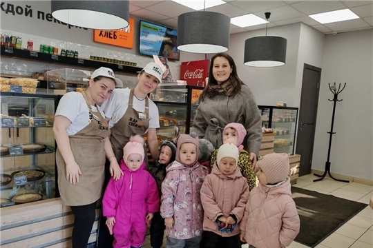 Знакомимся с профессией пекаря.