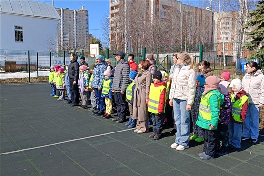 "Помним, чтим, гордимся!": юные патриоты готовятся к Параду Победы
