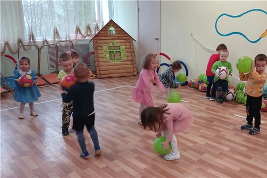 Мой весёлый, звонкий мяч