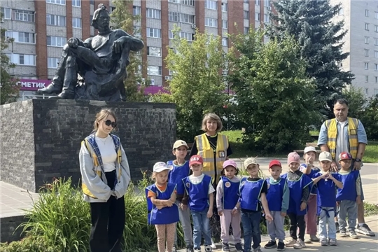 Экскурсия к памятнику Максима Горького