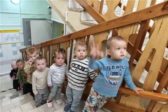 Осторожно на лестнице