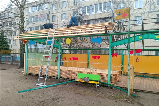 В детском саду  проходит благоустройство прогулочных участков после зимы