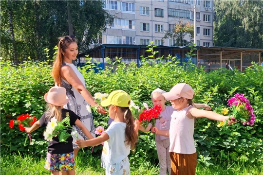 Развитие музыкальных способностей детей продолжается в летний период