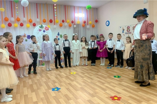 В детском саду проходят праздники, посвящённые  Международному женскому дню 8 Марта