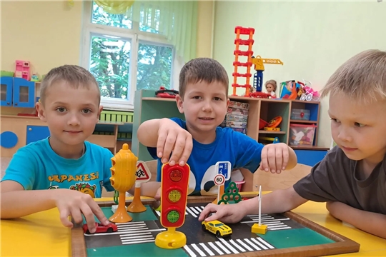Познавательное занятие "Мой друг Светофор"