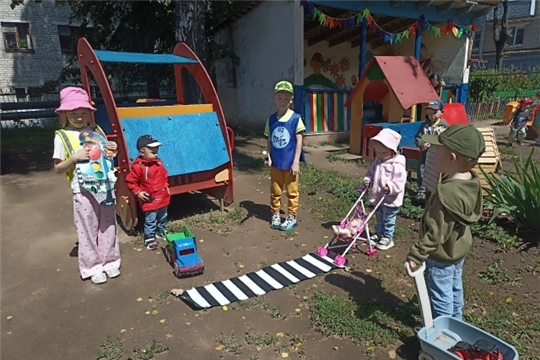 День дорожного движения