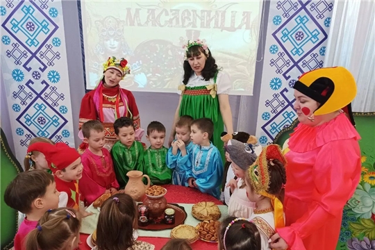 Масленицу встречаем-всех блинами угощаем!