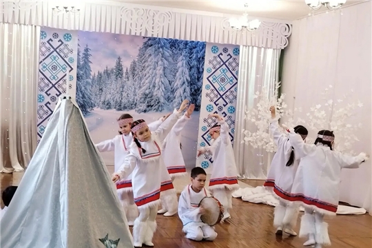 В детских садах города Чебоксары продолжается городской фестиваль театральных коллективов «Театральная весна: от Калининграда до Камчатки» среди дошкольных образовательных организаций.