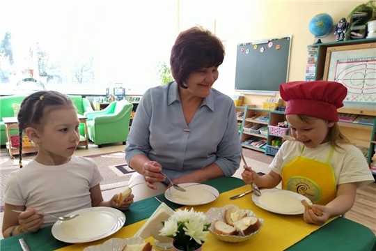 Утренний завтрак с руководителем: традиции детского сада.