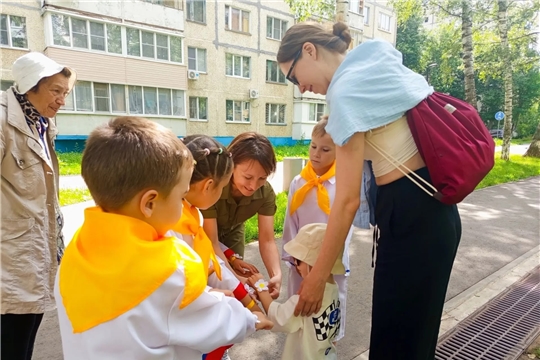 В День семьи, любви и верности в нашем детском саду прошла акция «Ромашка добра»