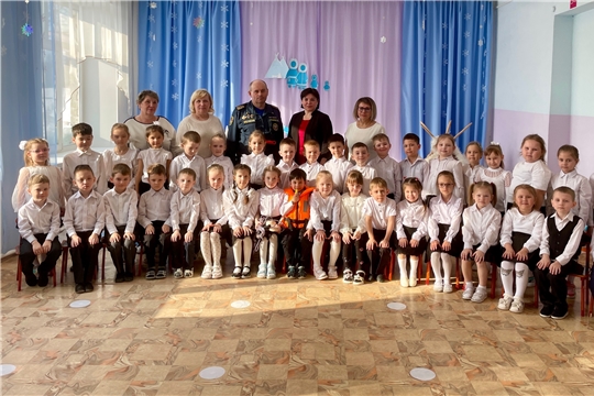 Уроки безопасности от МЧС: «Осторожно – тонкий лёд!».