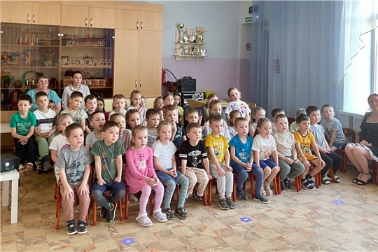 Кукольный спектакль против большой беды!