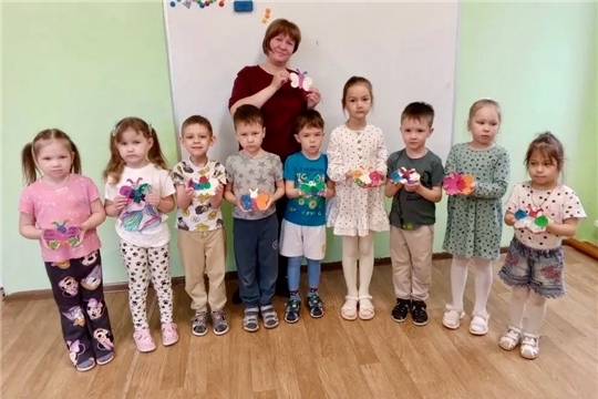 Яркий мир творчества!