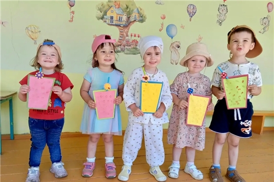 Ягодное творчество в «Мастерской чудес»...