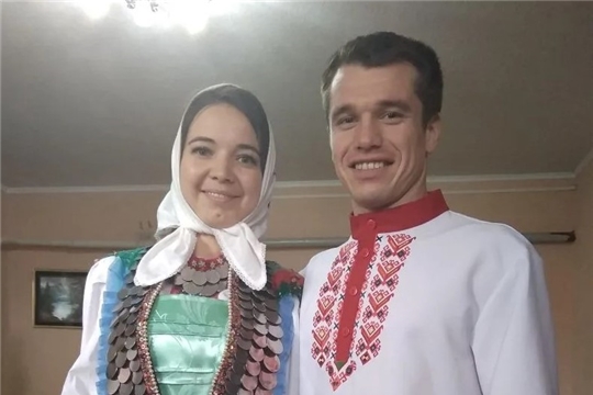 Фоточеллендж "Моя семья в национальном костюме"
