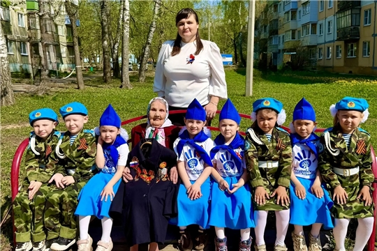 Социально-патриотическая акция «Цветок ветерану»