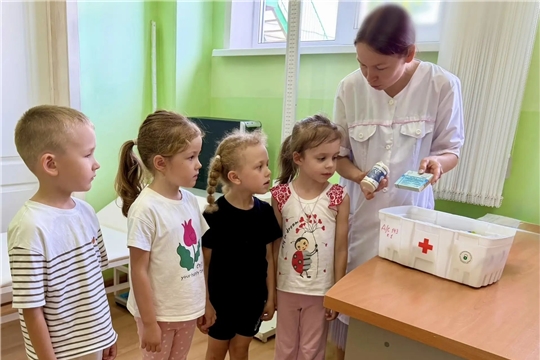 «Профессионалитет - детский сад». Знакомство с профессией медсестра