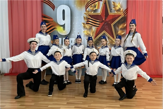 "Парад дошколят" и "Бессмертный полк"