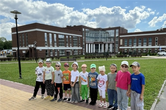 "По родному краю с рюкзаком шагаю"