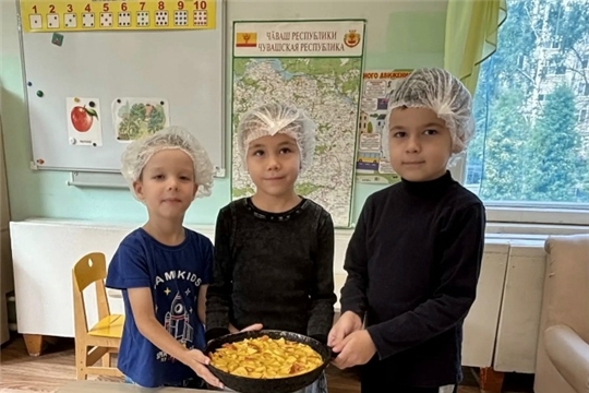 "Яблочный Спас: мамины традиции - детям"