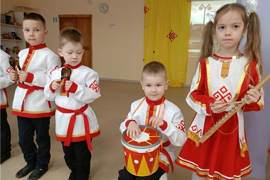 В краю ста тысяч песен