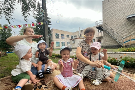 Первые шаги в садик - адаптация с улыбкой