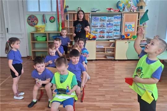 Играем, изучаем, познаем! Сюжетно - ролевая игра "Автобус" (1 корпус)