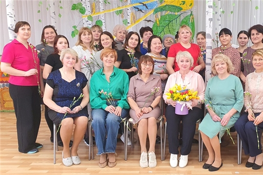 Поздравление руководителя с Международным женским днем