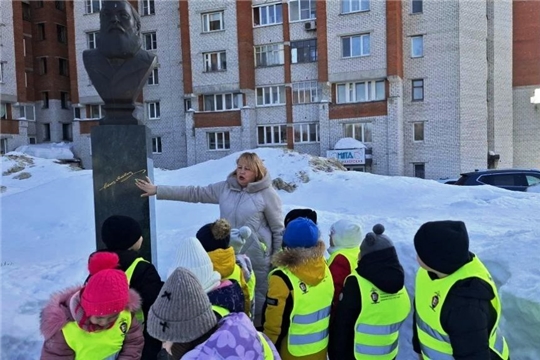 Экскурсия к бюсту И.Я. Яковлева