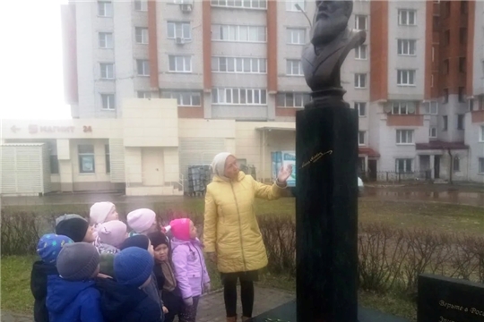 Экскурсия к бюсту И.Я.Яковлева (2 корпус)