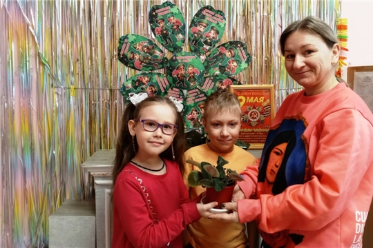 Акция Цветок ветерану, идет полным ходом. (2 корпус)