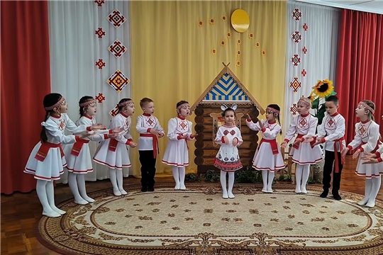 Ансамбль «Ручеёк» — победитель муниципального этапа фестиваля «Хунав» 🎶