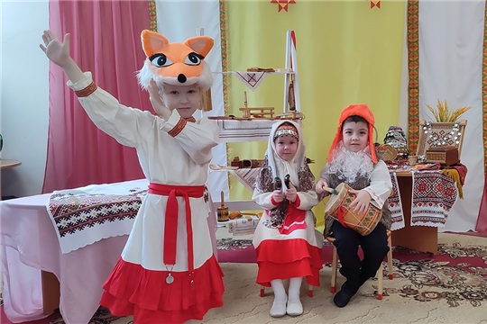 Чувашская народная сказка «Тиле тус» («Лиса плясунья»)