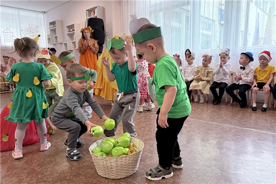 Летний праздник: игры, танцы и угощения