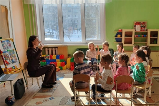 Кружок "Английский для малышей"  (с комплексом ДПУ)