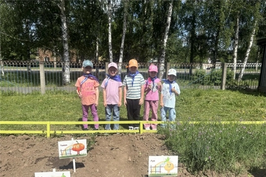 Весенние работы у  Орлят-дошколят