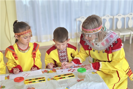 Акция «Родные ладони рисуют Чувашию»