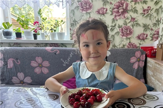 Не все ягоды полезны (опасность отравления незнакомыми ягодами)